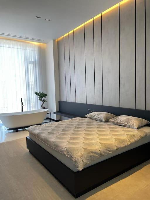 Appartement Luxury Penthouse Prishtina à Pristina Extérieur photo